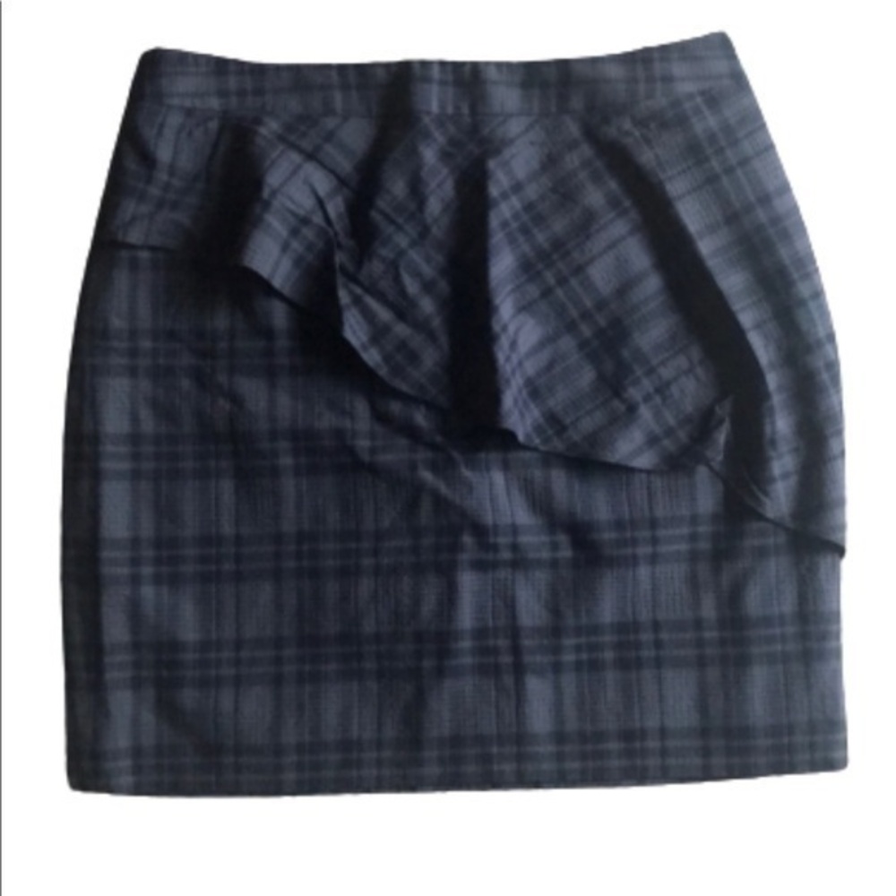 Banana Republic Navy plaid skirt NWT size 10P